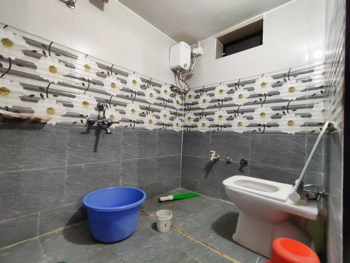 Krishna Homestay Garudeshwar Εξωτερικό φωτογραφία