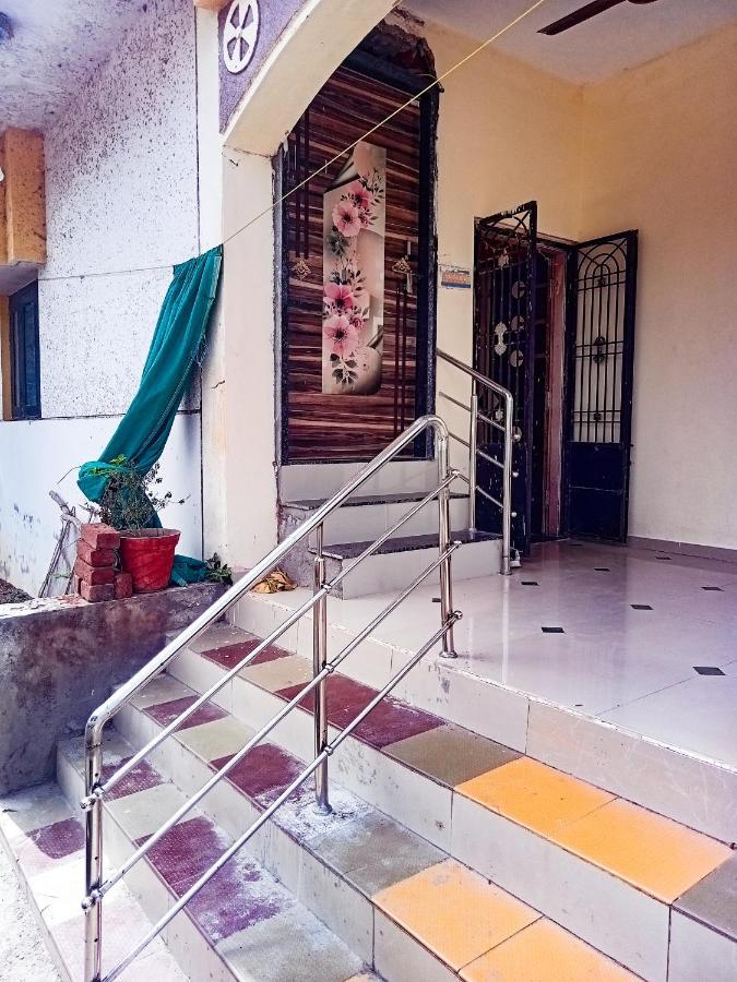 Krishna Homestay Garudeshwar Εξωτερικό φωτογραφία